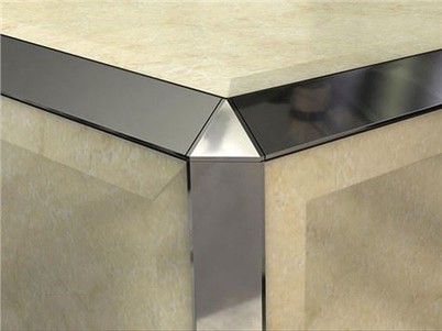 Τρίγωνο γωνιακό πλακάκι αλουμινίου