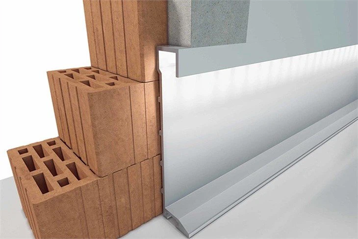 Stainless steel skirting board